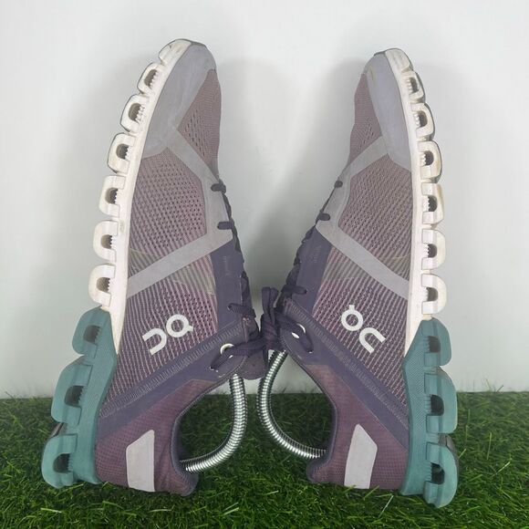 On Running Cloudflow V2 Women’s Size 9 Violet Tide Lace Up Running Sneakers - Picture 6 of 9